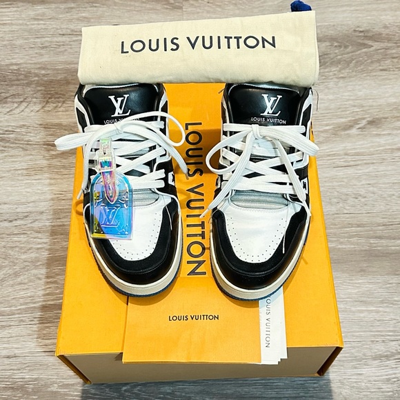 Louis Vuitton Other - RARE Louis Vuitton Virgil Abloh Prism Black White Sneakers